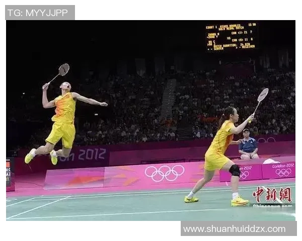 深圳羽毛球队在邀请赛中的默契配合与战术分析