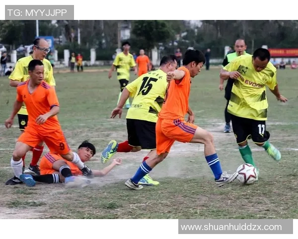 抱罗足球：探索这项运动背后的激情与文化魅力